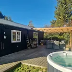 Idyllic Wooden House By Two Beaches Sonderby (Sonderjylland)